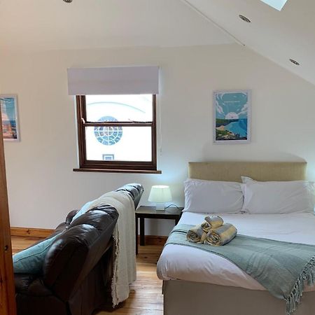 Penthouse 3 - Spacious Harbourside Apartment With Stunning Sea Views Penzance Eksteriør bilde